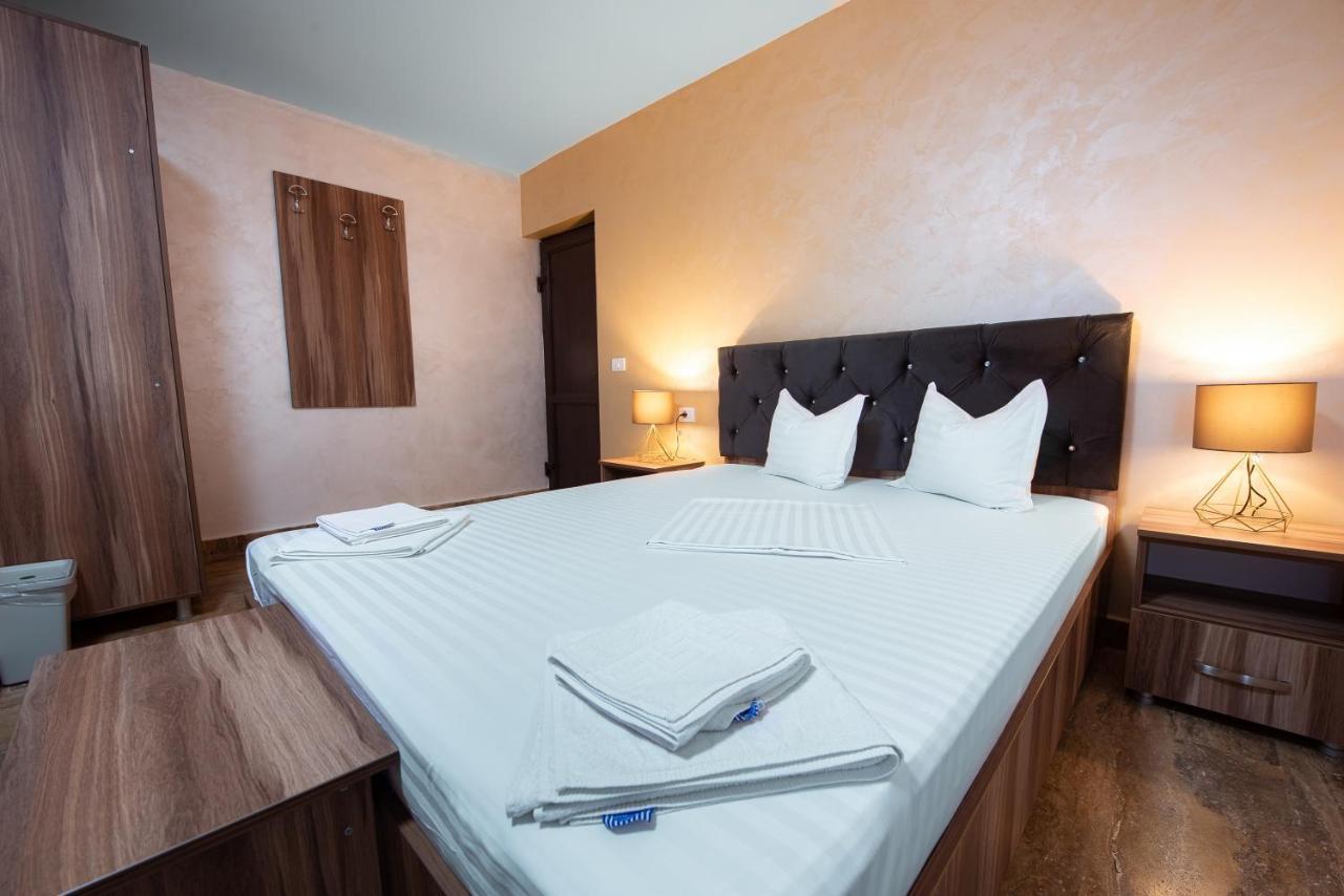 La Dudu Hotel Vama Veche Bagian luar foto