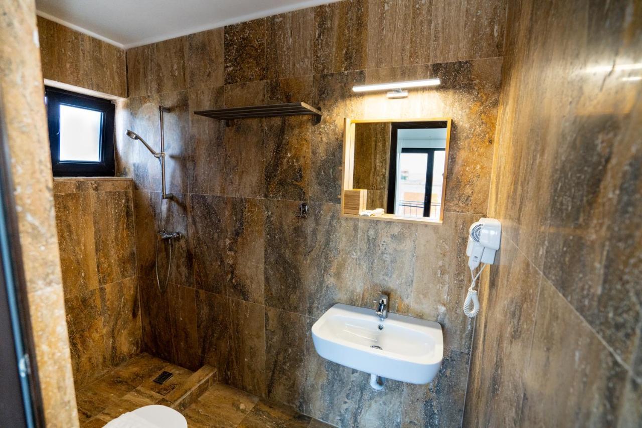 La Dudu Hotel Vama Veche Bagian luar foto