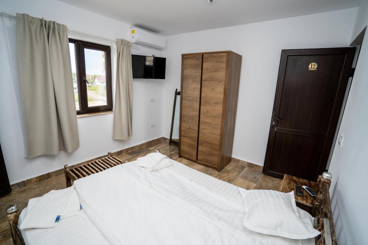 La Dudu Hotel Vama Veche Bagian luar foto