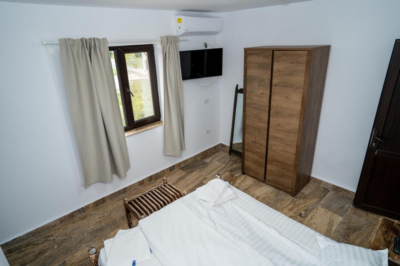 La Dudu Hotel Vama Veche Bagian luar foto